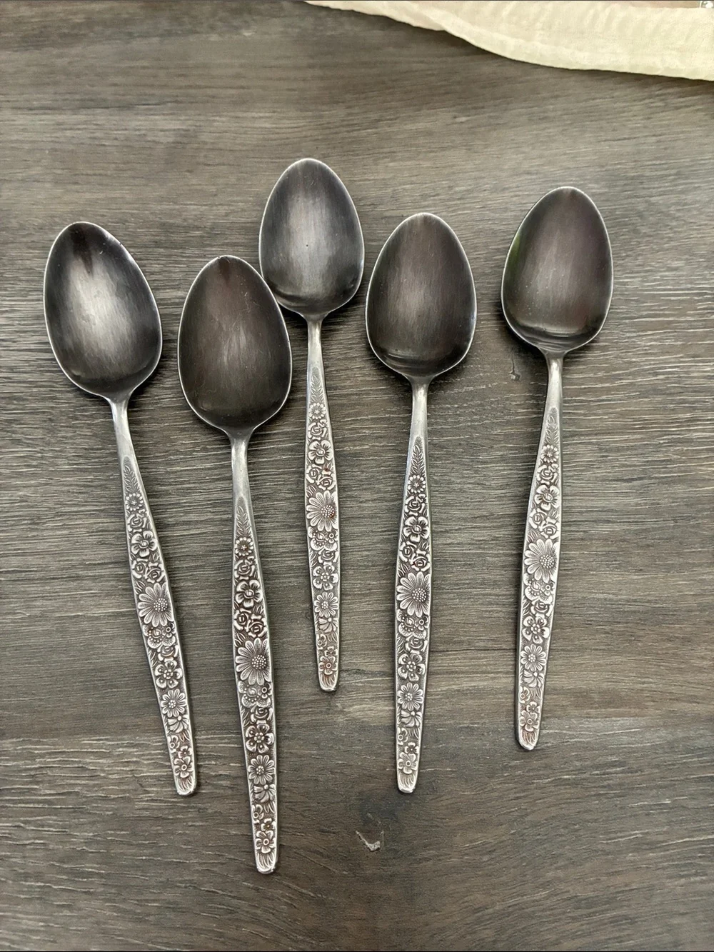 Vintage Interpur Jardinera Daisy and Floral Stainless Steel Japan Flatware